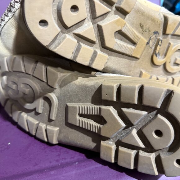 Vintage Tall Tan UGG Boots - Picture 2 of 4